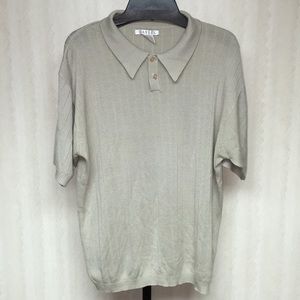 Short sleeve light weight sweater